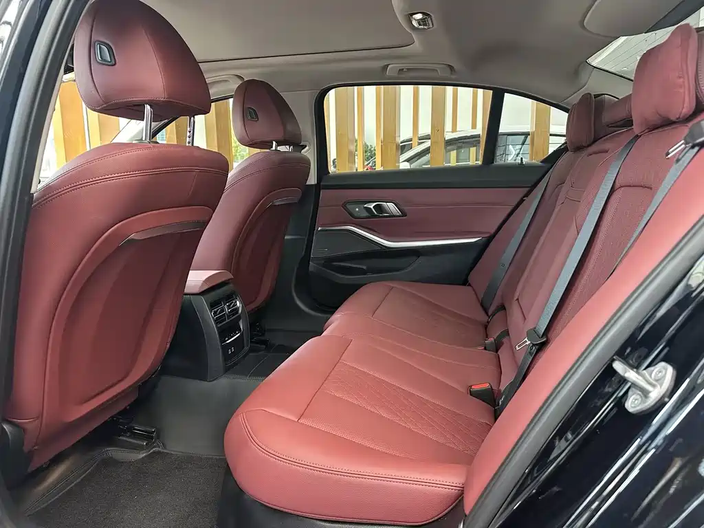 BMW 3 Series 3 2025 330Li M Sport