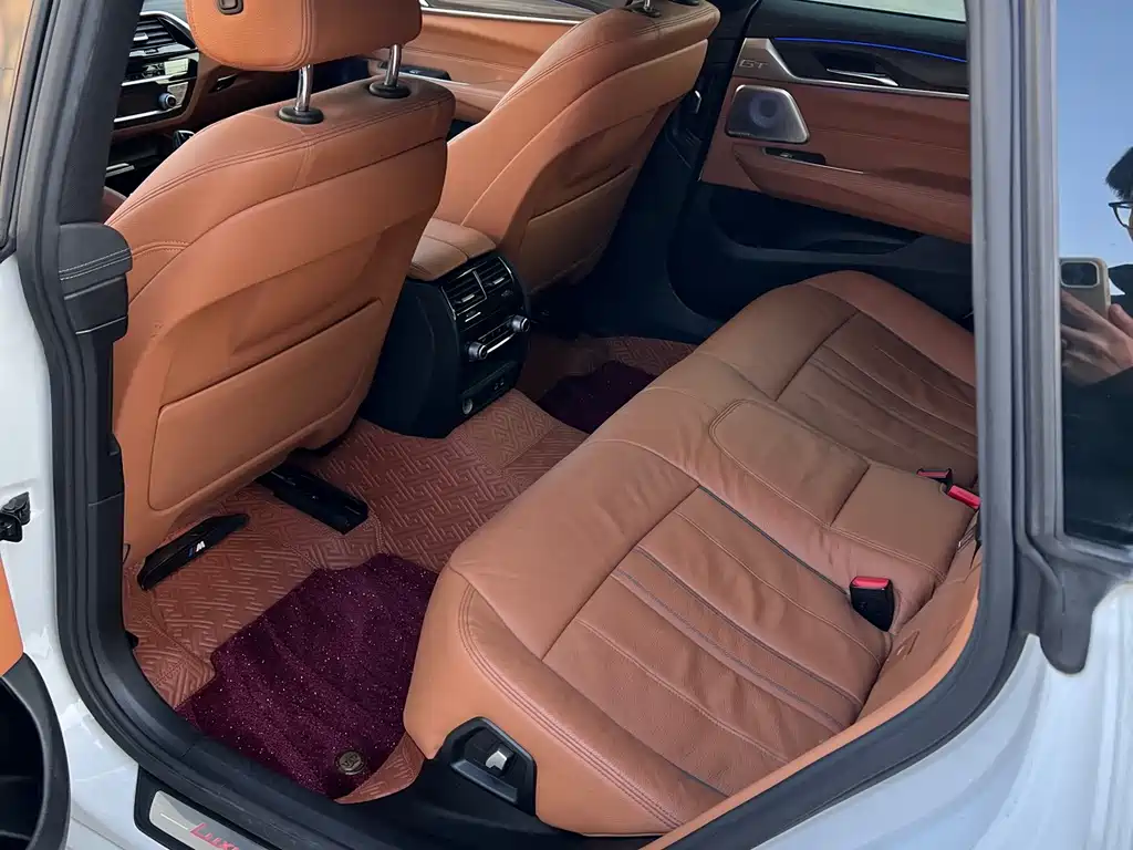 BMW 6 Series GT — миниатюра 3
