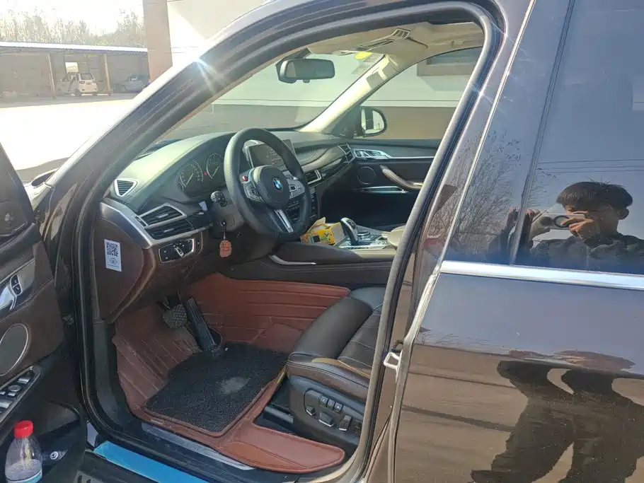 BMW X5 (Import) — миниатюра 9