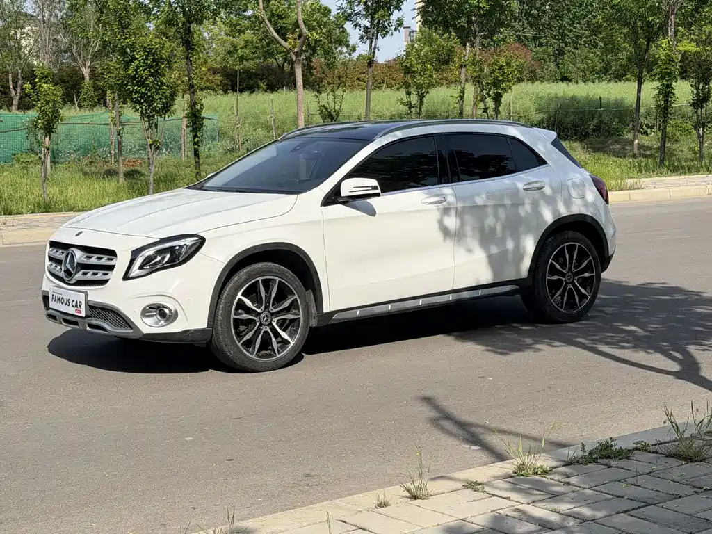 Mercedes-Benz GLA 2017
