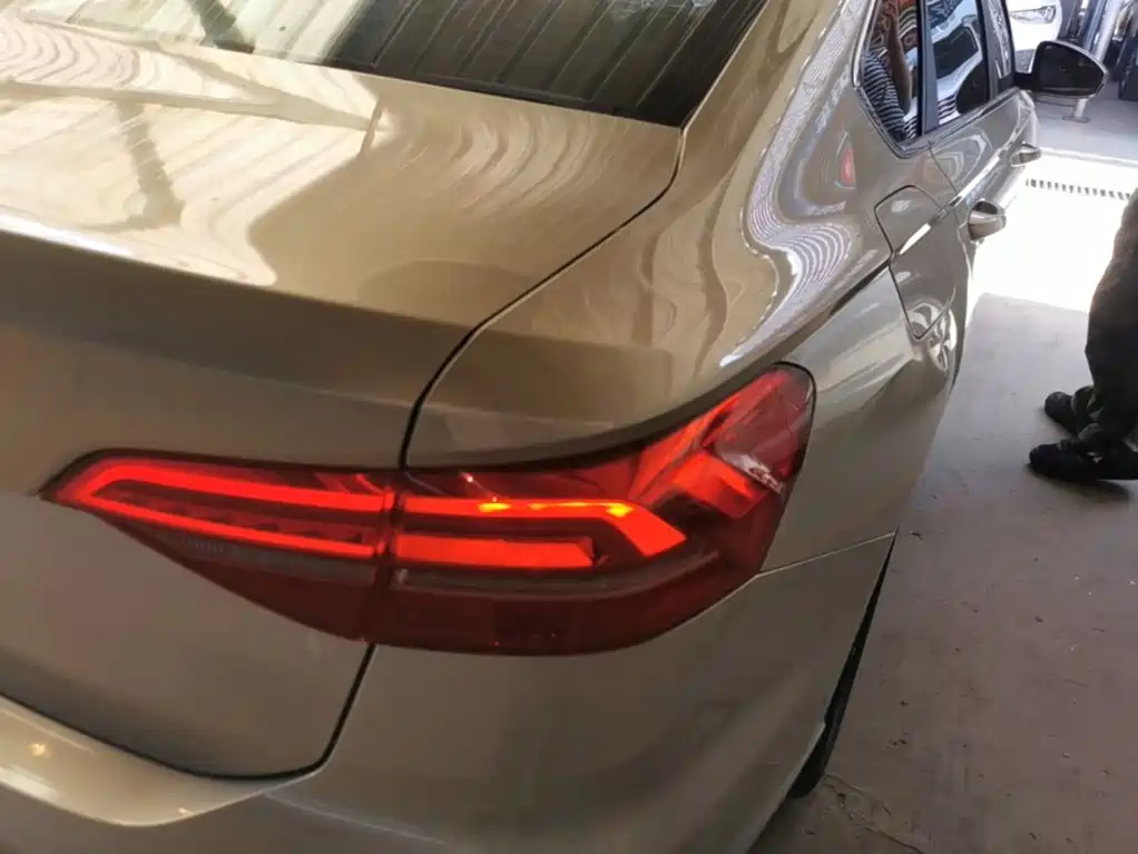 Volkswagen Lavida — миниатюра 8