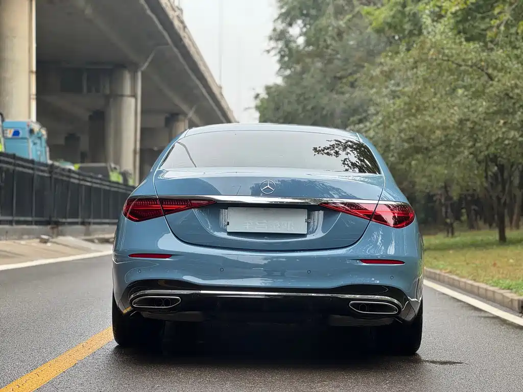 Mercedes-Benz S-Class — миниатюра 16