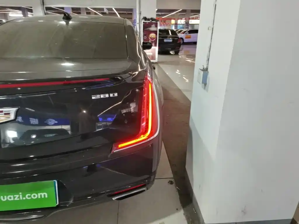 Cadillac XTS — миниатюра 8