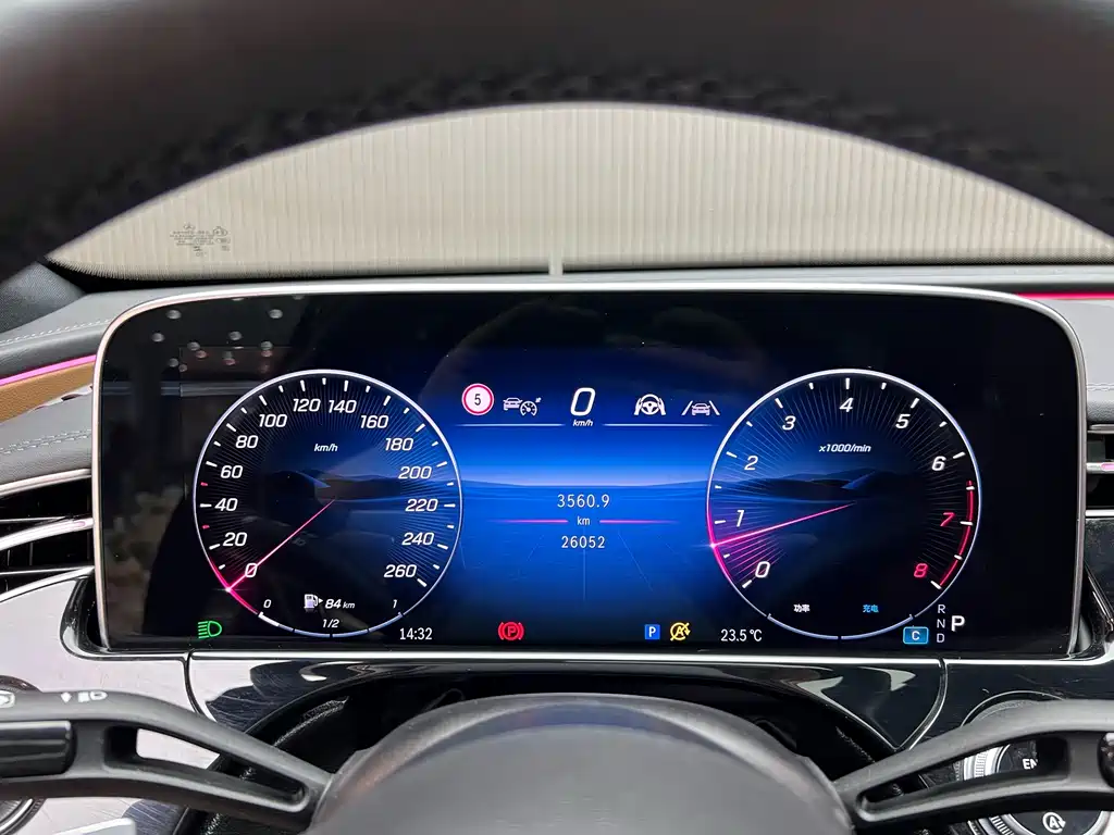 Mercedes-Benz E-Class E 2024 E 300 L Luxury
