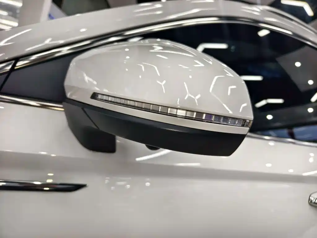 Volkswagen Tharu — миниатюра 16