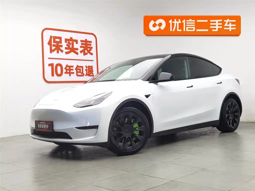 TESLA MODEL Y