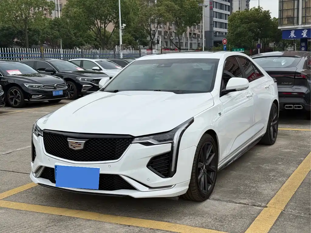 Cadillac CT4 2020