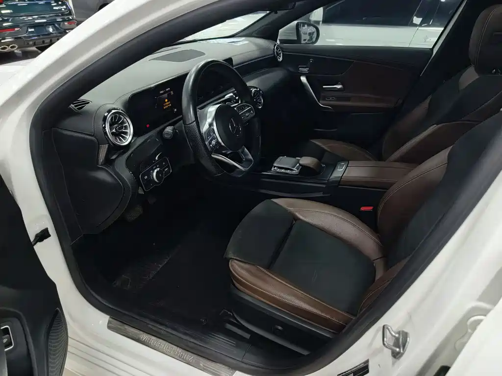 MERCEDES-BENZ A CLASS