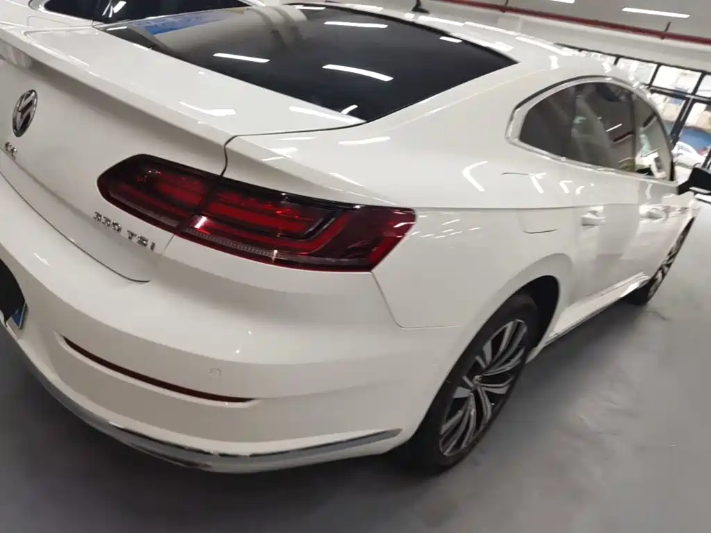 Volkswagen CC — миниатюра 8