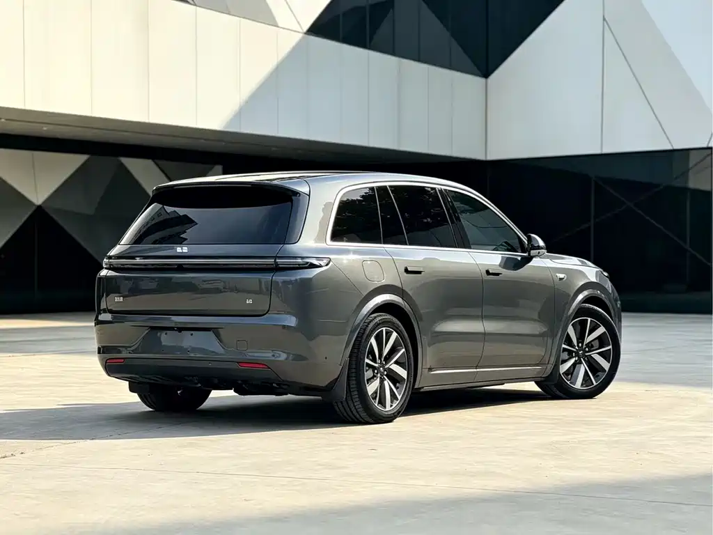 Li Auto Li L8 — миниатюра 3