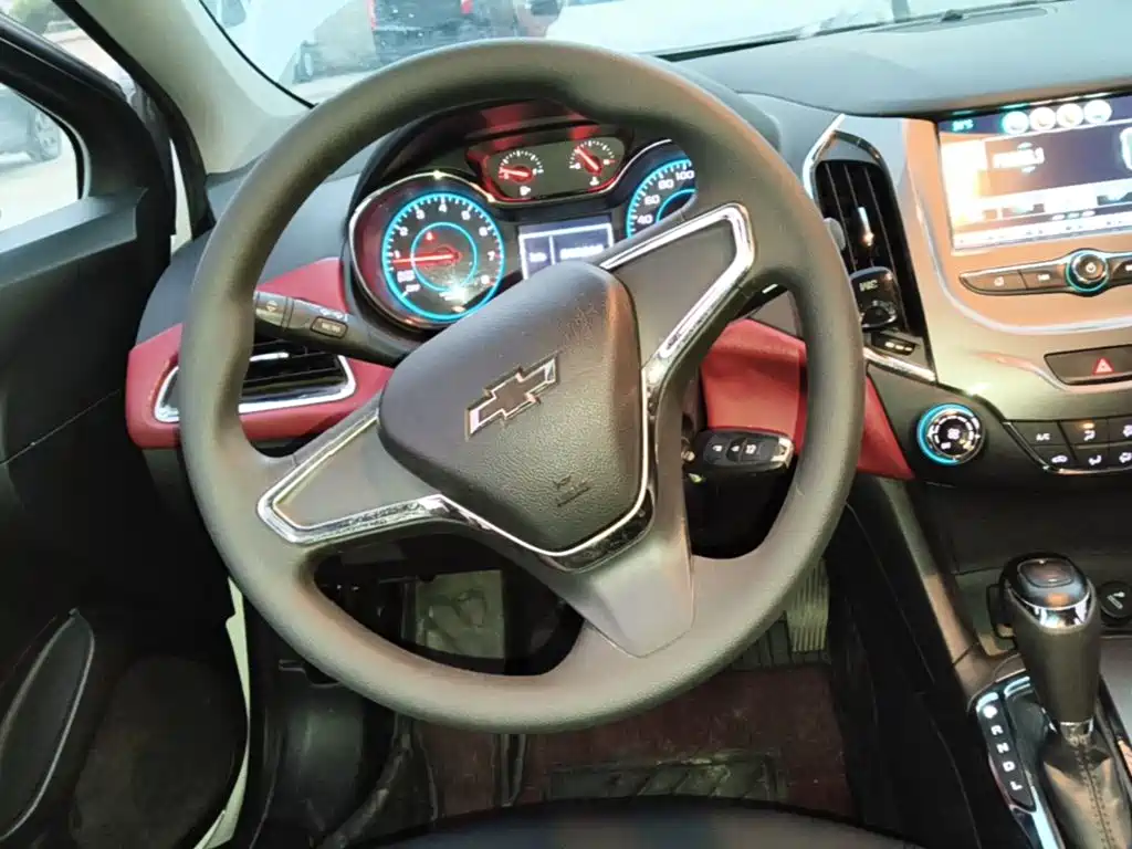 Chevrolet Cruze — миниатюра 7
