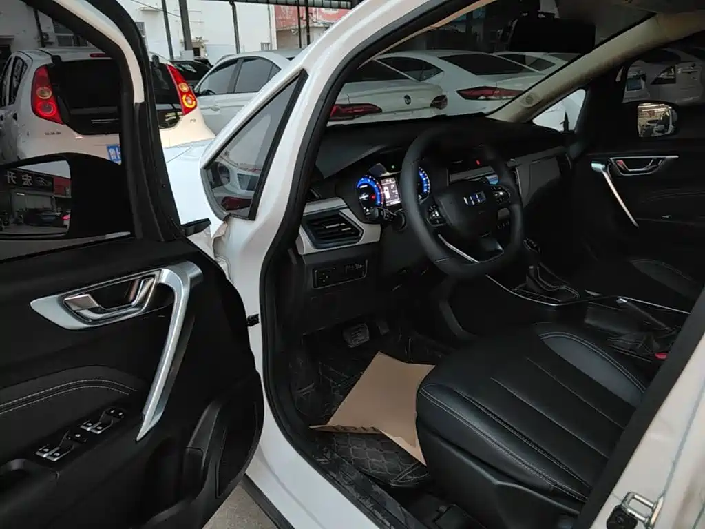 Geely Vision X3 — миниатюра 16