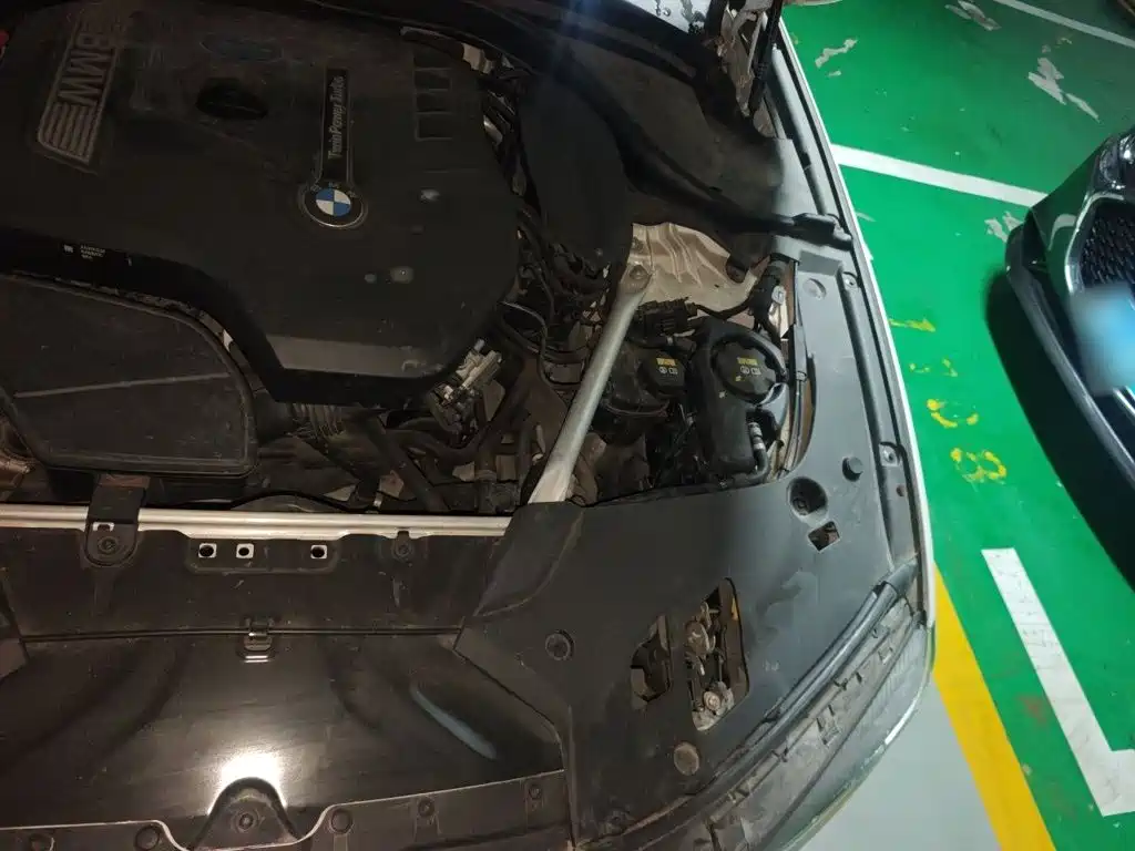 BMW 5 Series — миниатюра 22