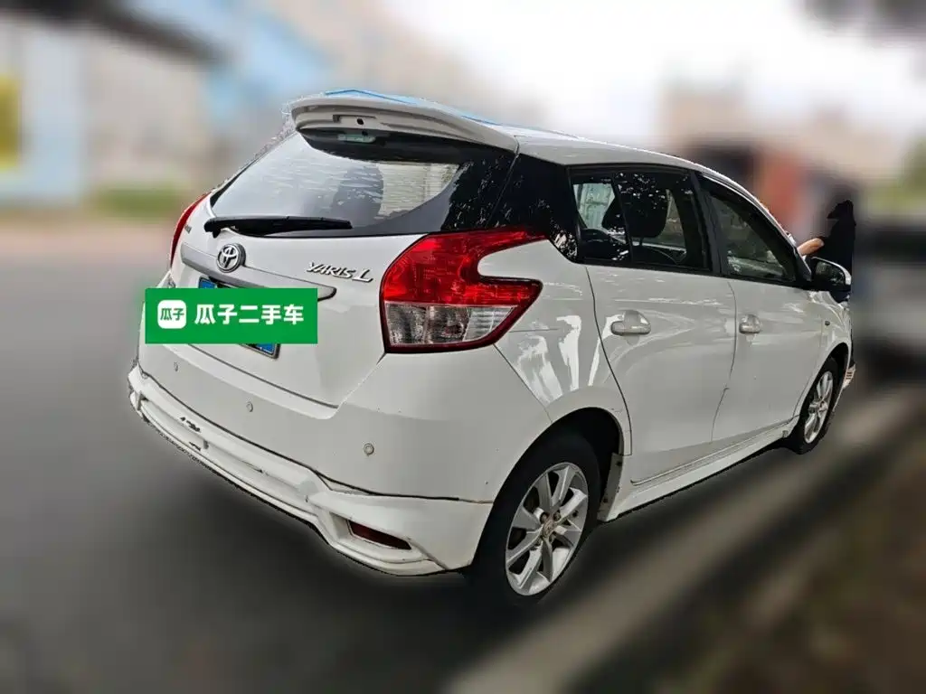 Toyota Yaris L — миниатюра 4