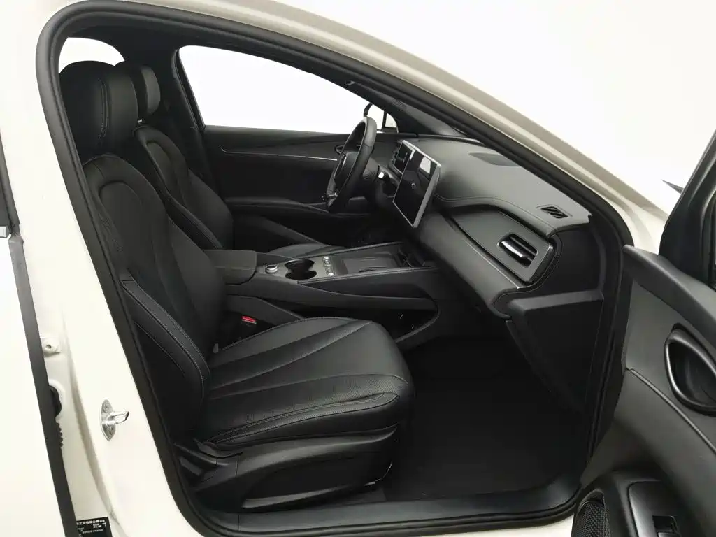BYD Seals 06 DM-i версия для путешествий — миниатюра 23