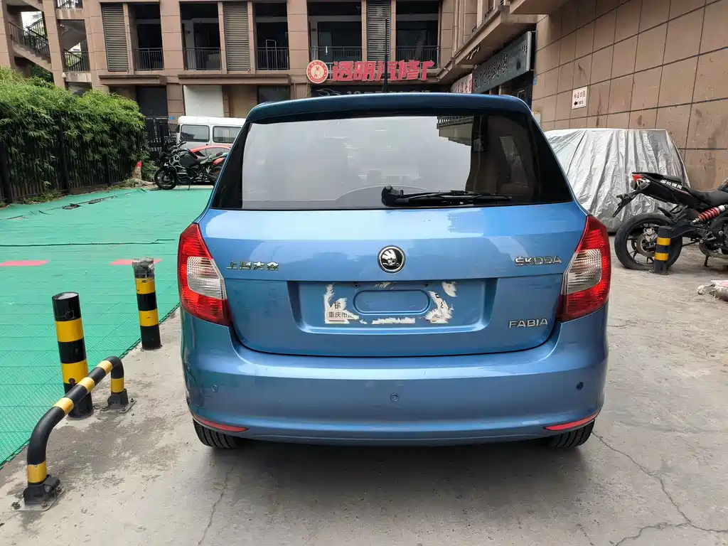 Skoda Fabia — миниатюра 5