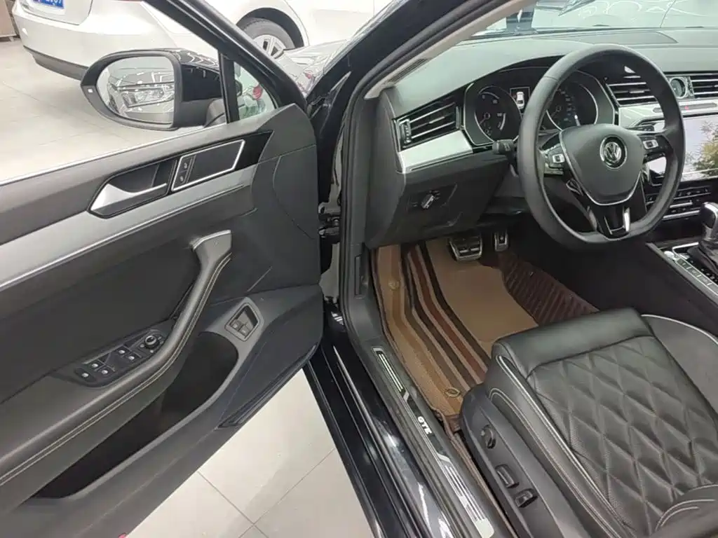 Volkswagen 迈腾 PHEV — миниатюра 16