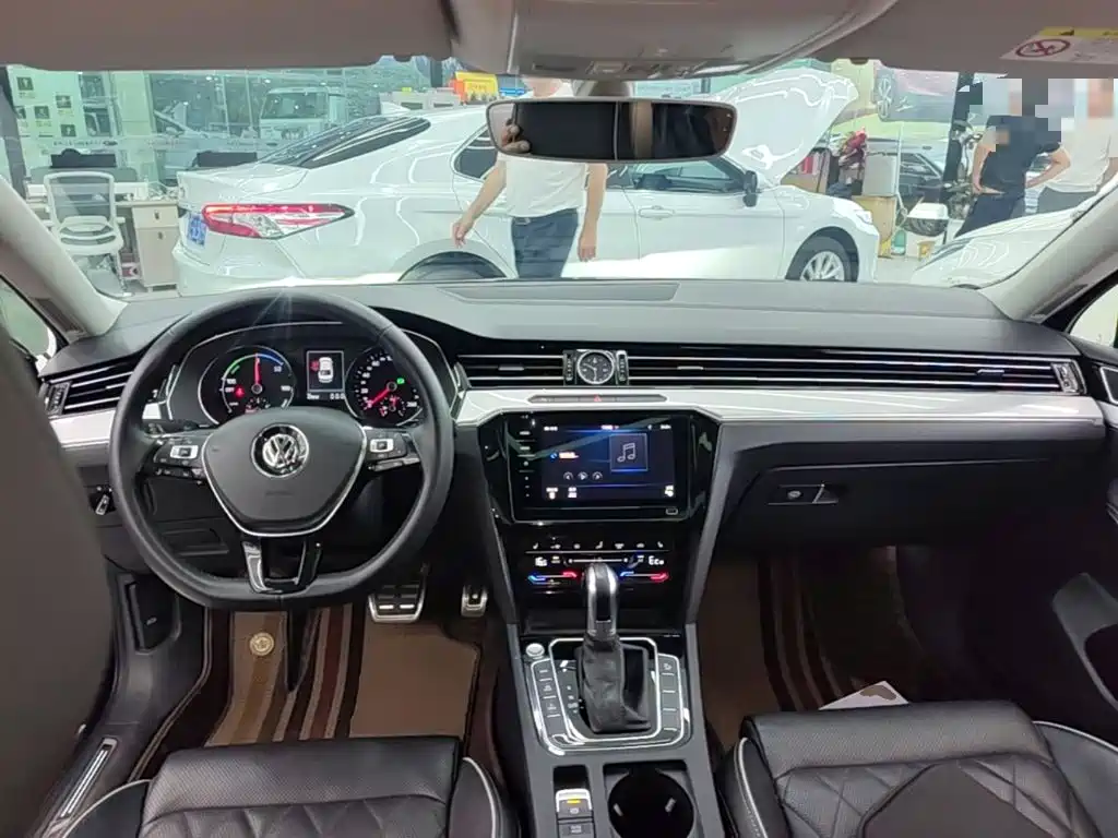 Volkswagen 迈腾 PHEV — миниатюра 10