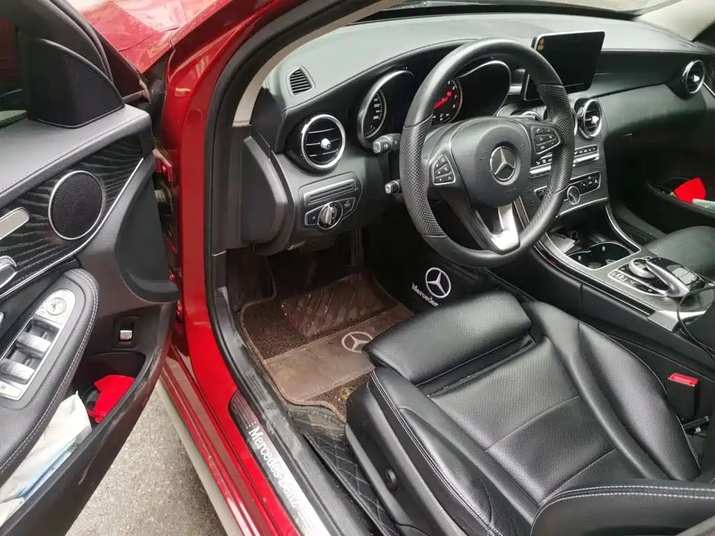 Mercedes-Benz C-Class — миниатюра 14