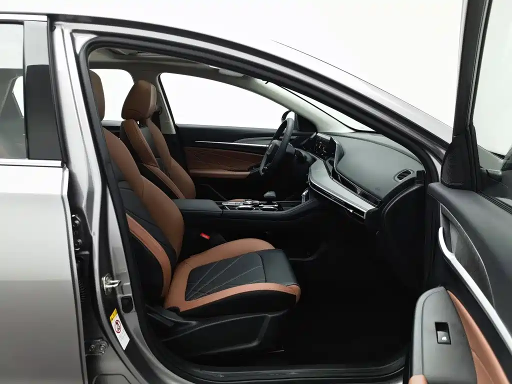 Changan Eado — миниатюра 23