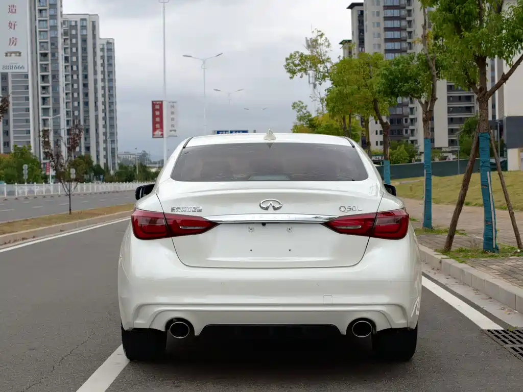 Infiniti Q50L — миниатюра 2