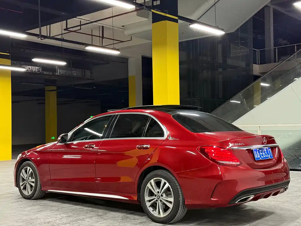 Mercedes-Benz C-Class — миниатюра 6