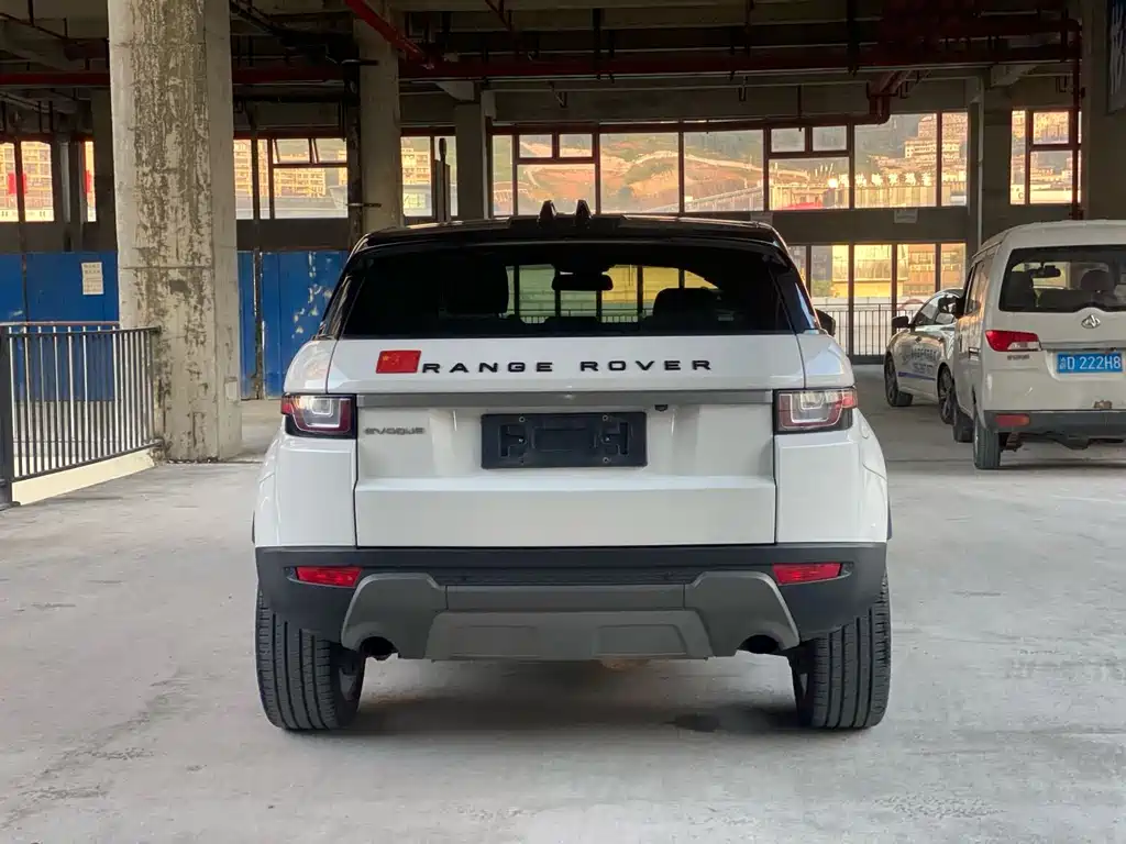 Land Rover Evoque — миниатюра 5