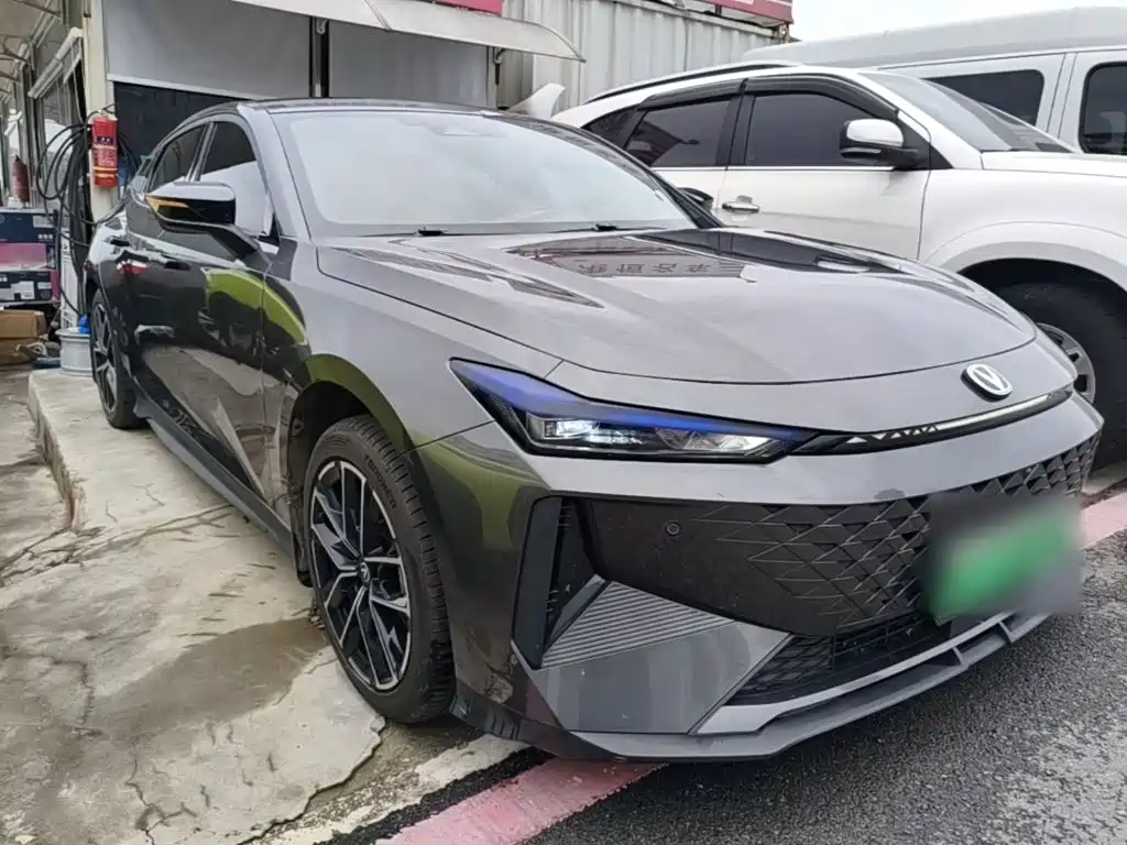 Changan UNI-V iDD — миниатюра 4
