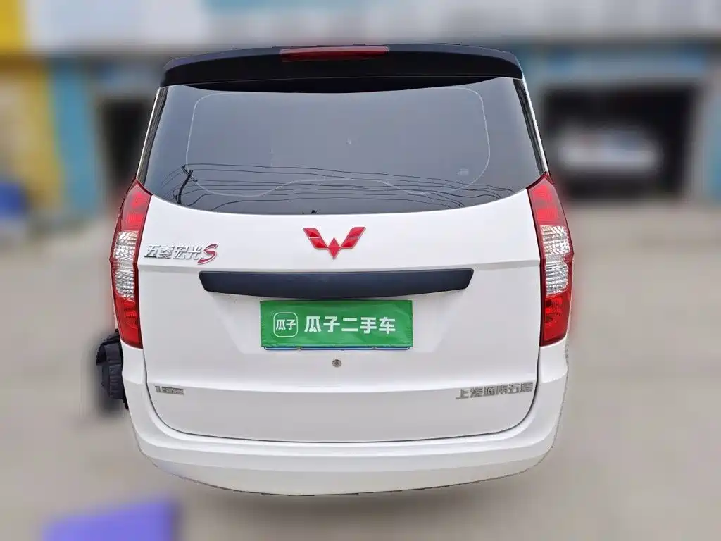Wuling Hongguang — миниатюра 5