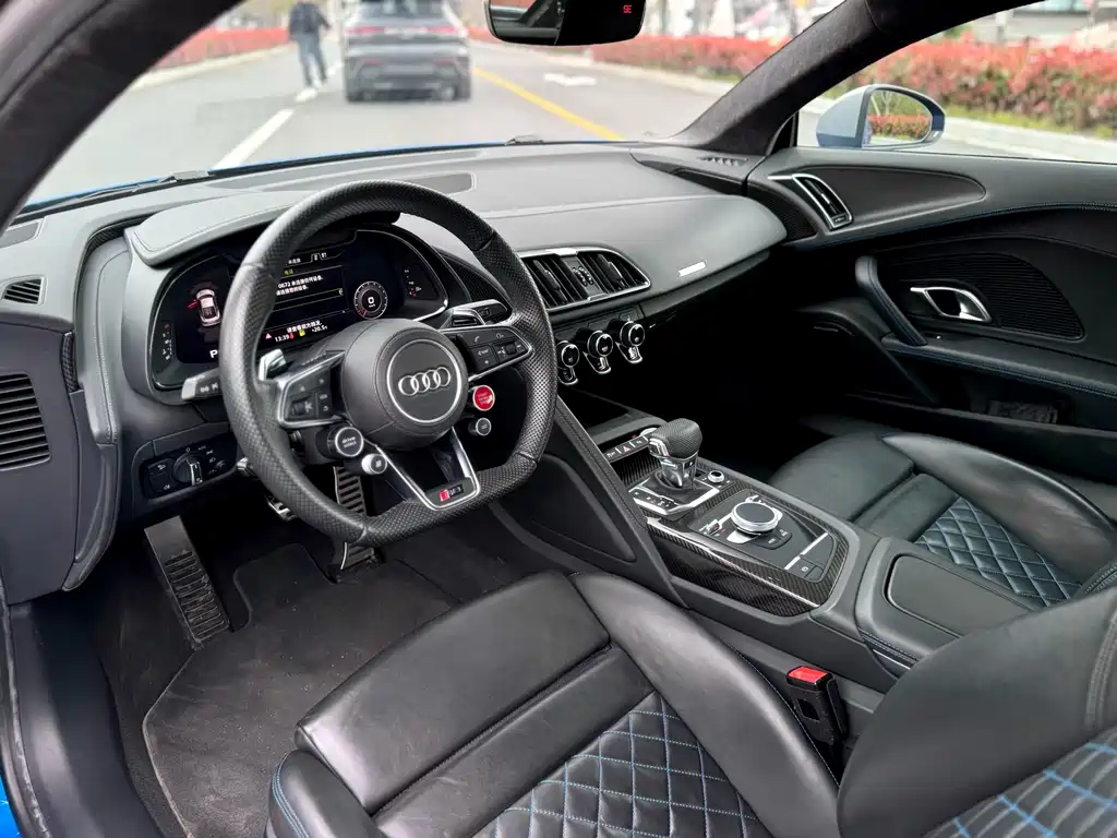 Audi R8 2022 V10 Coupe performance