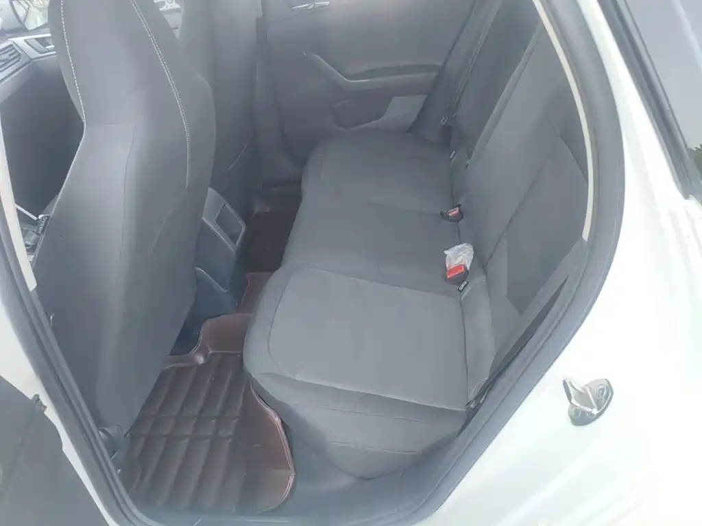 Volkswagen Polo — миниатюра 17