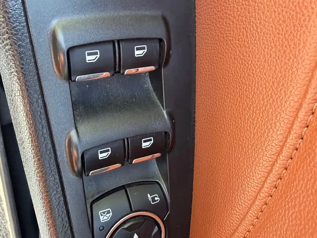 Ford Mondeo — миниатюра 11