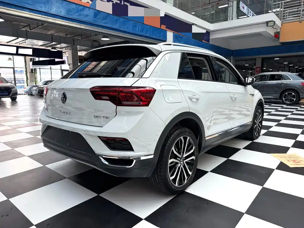 Volkswagen T-Roc — миниатюра 19