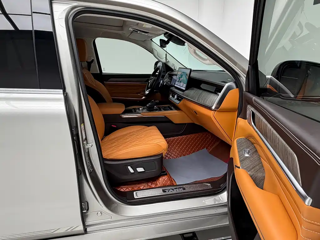 Tank 500 2022 3.0T Sport 5 мест