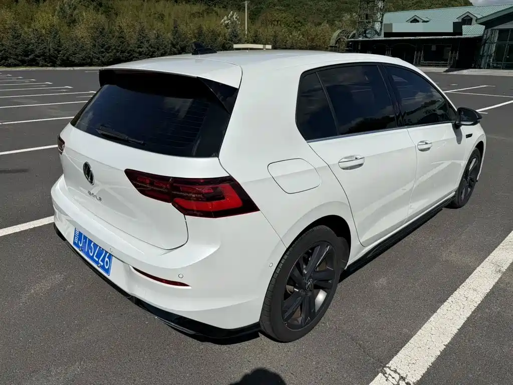 Volkswagen Golf — миниатюра 4