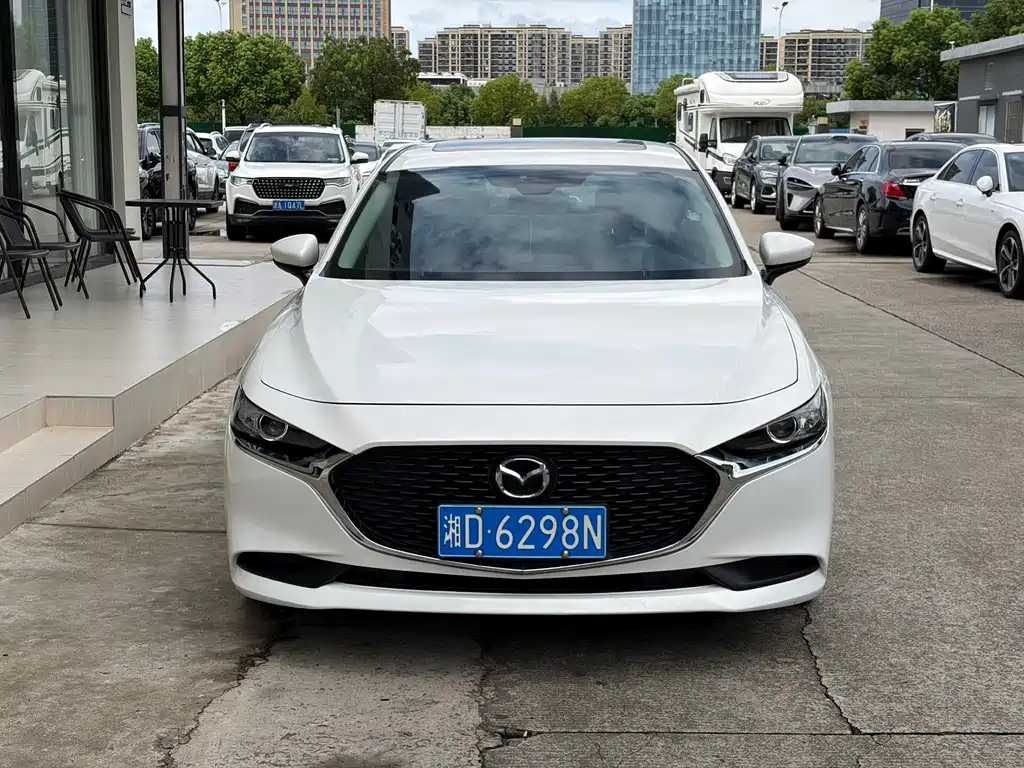 Mazda 3 Axela — миниатюра 2