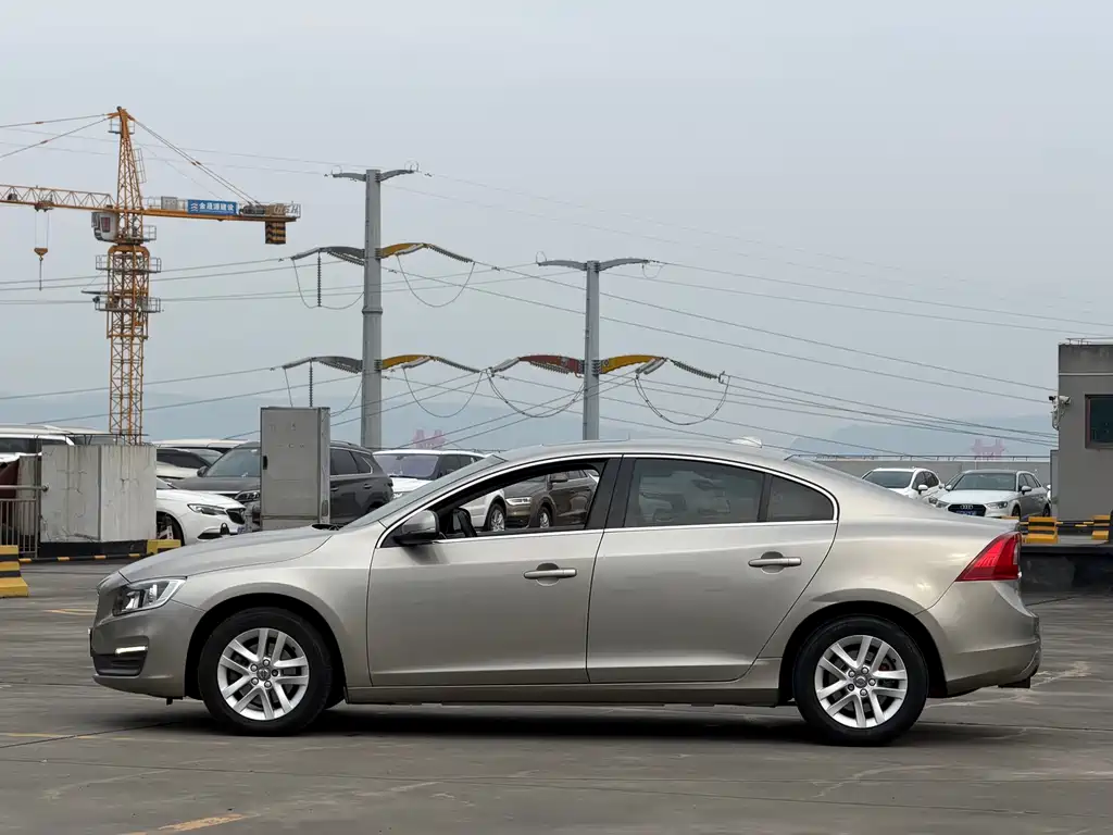 Volvo S60 2016 S60L T3