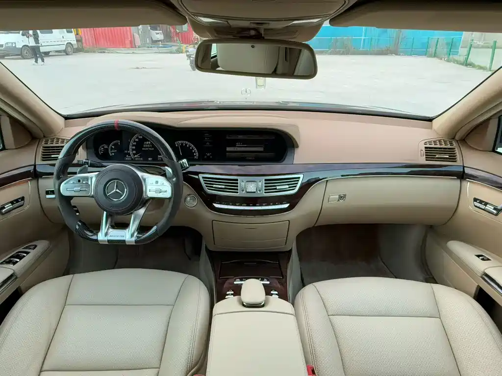 Mercedes-Benz S-Class — миниатюра 4