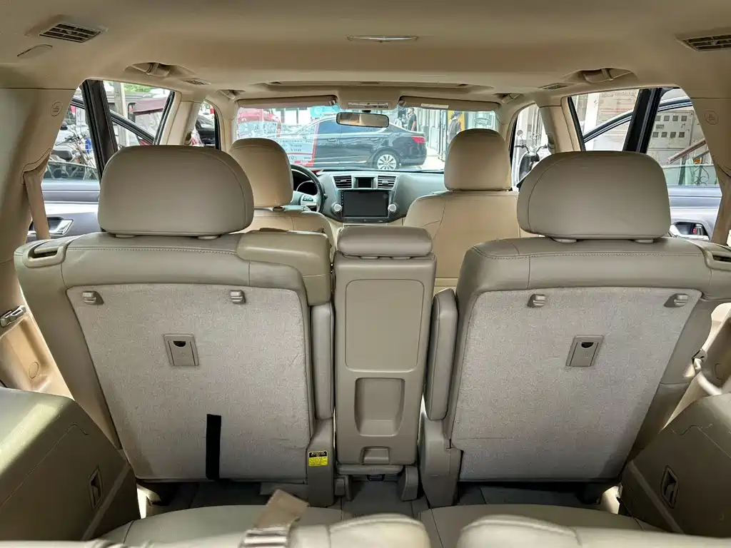 Toyota Highlander — миниатюра 6