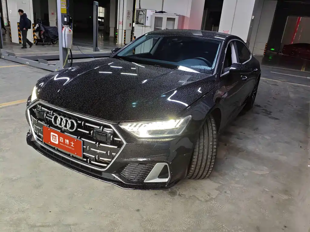 AUDI A7L