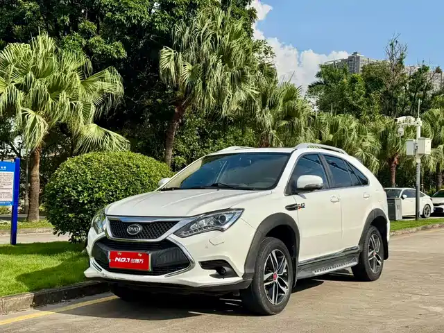 2016 BYD Tang