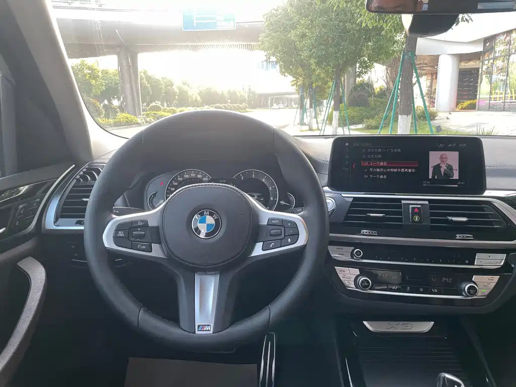 BMW X3 — миниатюра 4