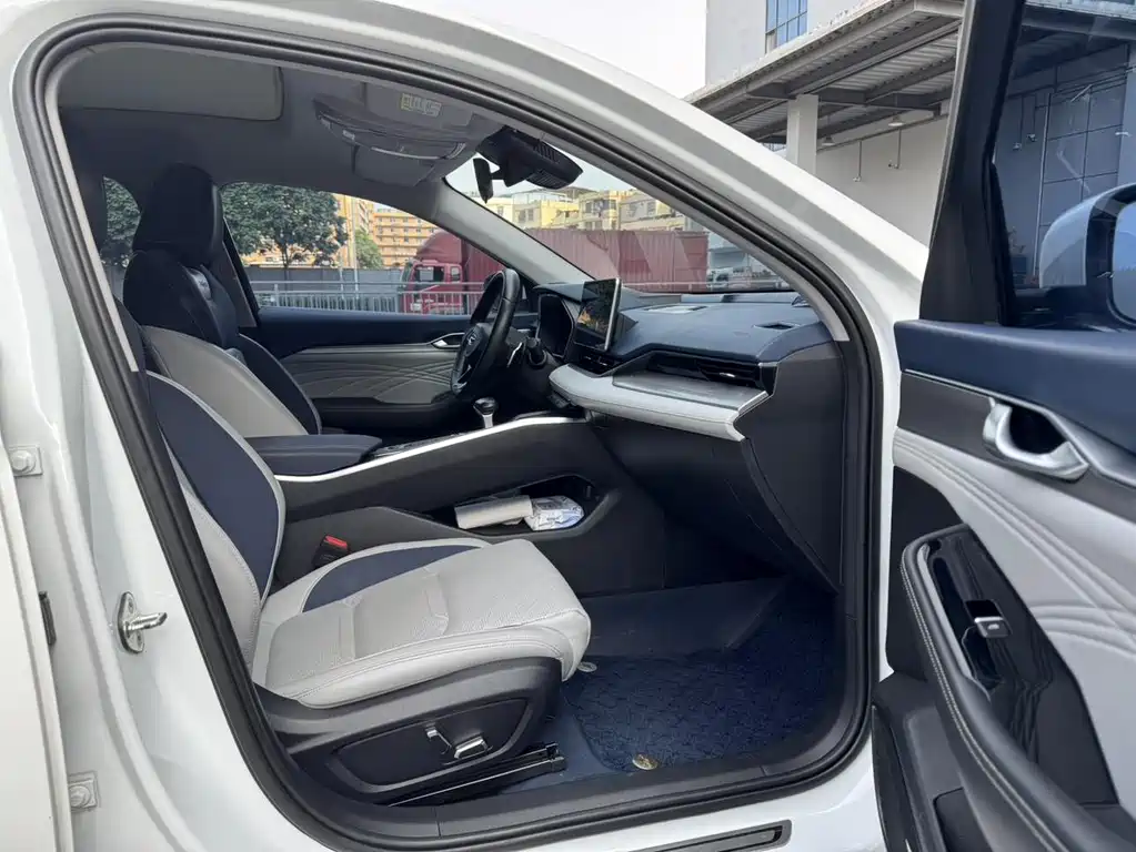 Geely Preface 2021 2.0TD Luxury