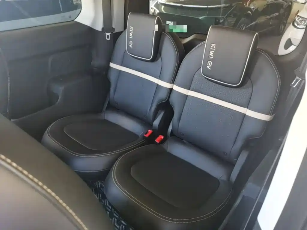 Baojun KiWi EV — миниатюра 17
