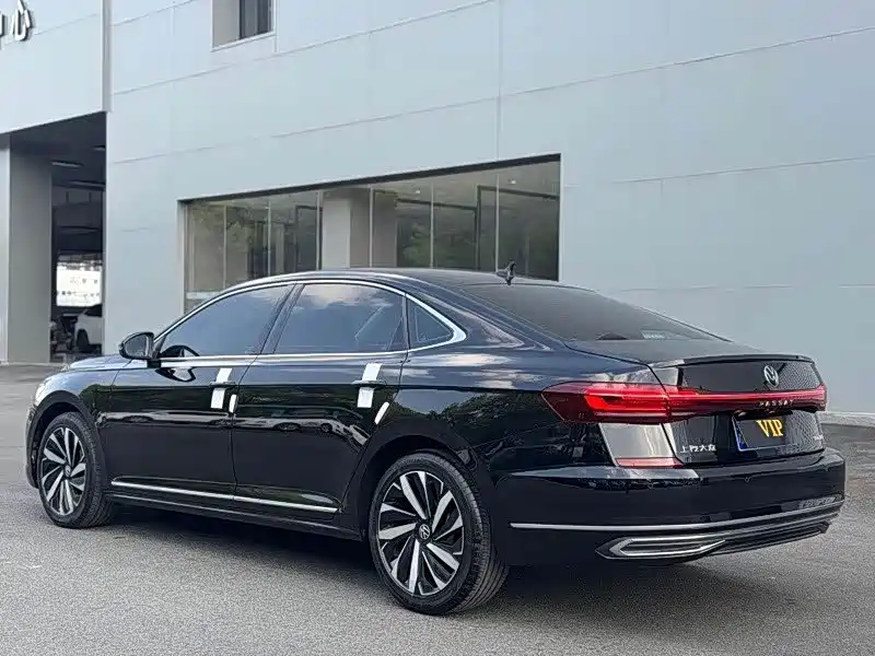 Volkswagen Passat — миниатюра 10