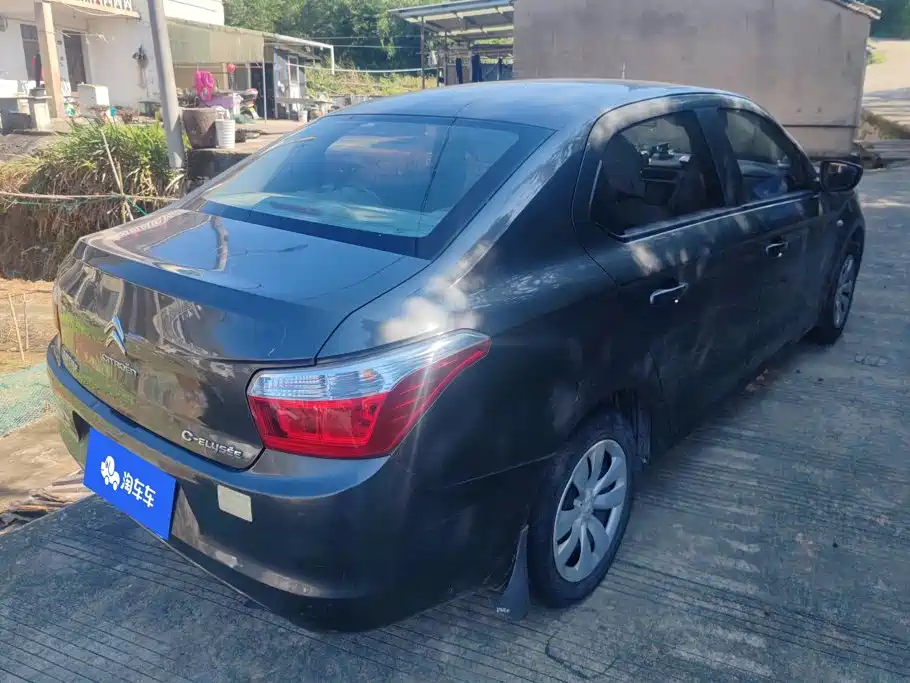 Citroen Elysee — миниатюра 3
