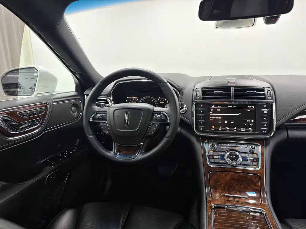 Lincoln Continental — миниатюра 15
