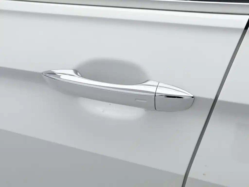 Volkswagen Tiguan L — миниатюра 18