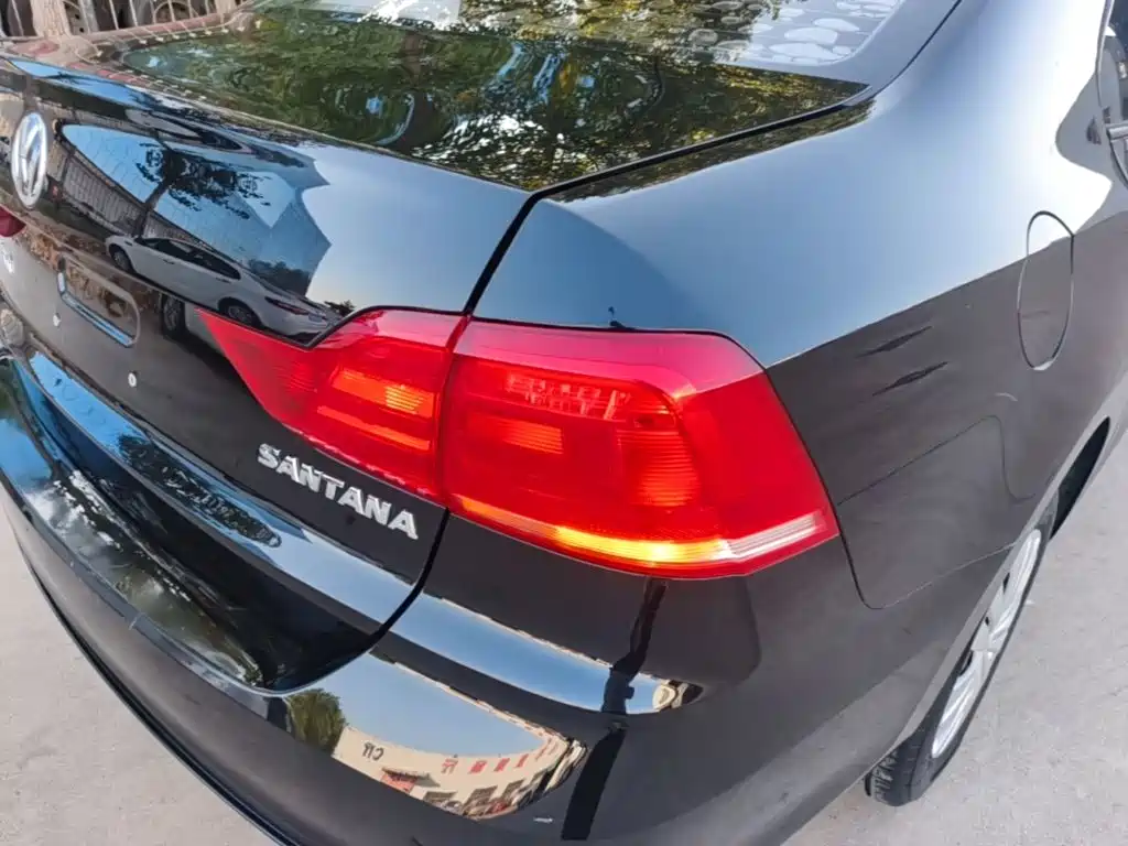 Volkswagen Santana — миниатюра 8