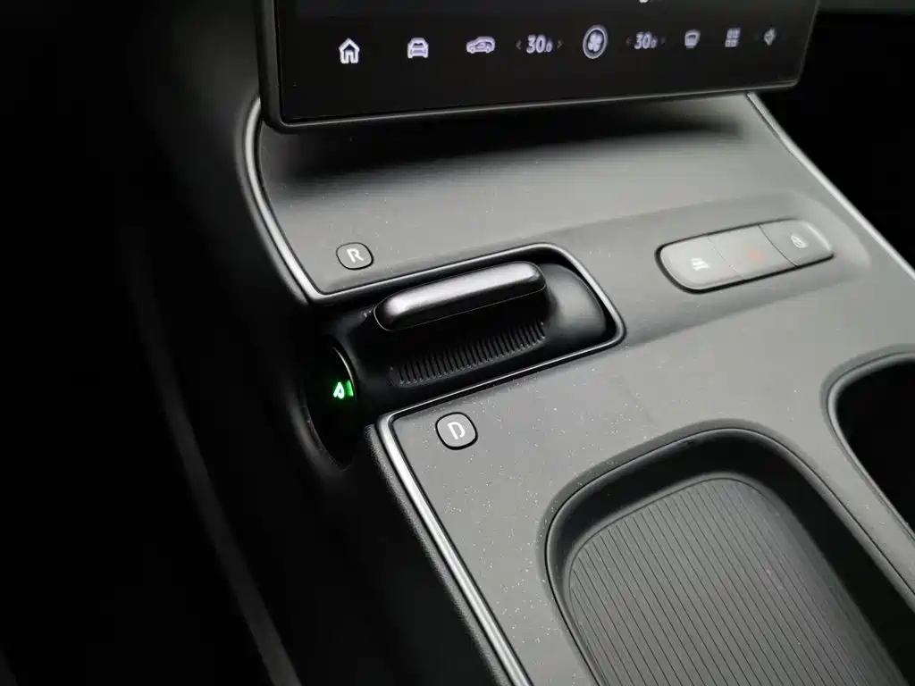 NIO ET5T — миниатюра 13